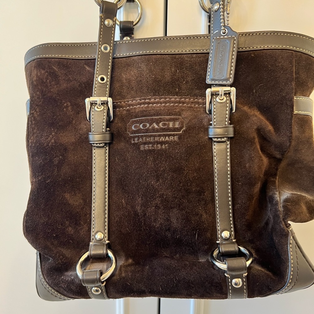 COACH (2009) chocolate brown leather and suede purse